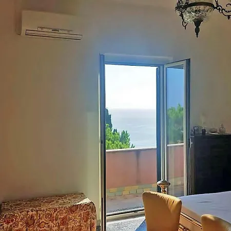 Terrazza Affacciata Sul Mare Cetraro